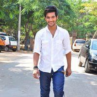 Aadi at Lovely Press Meet - Arrivals - Pictures | Picture 122193